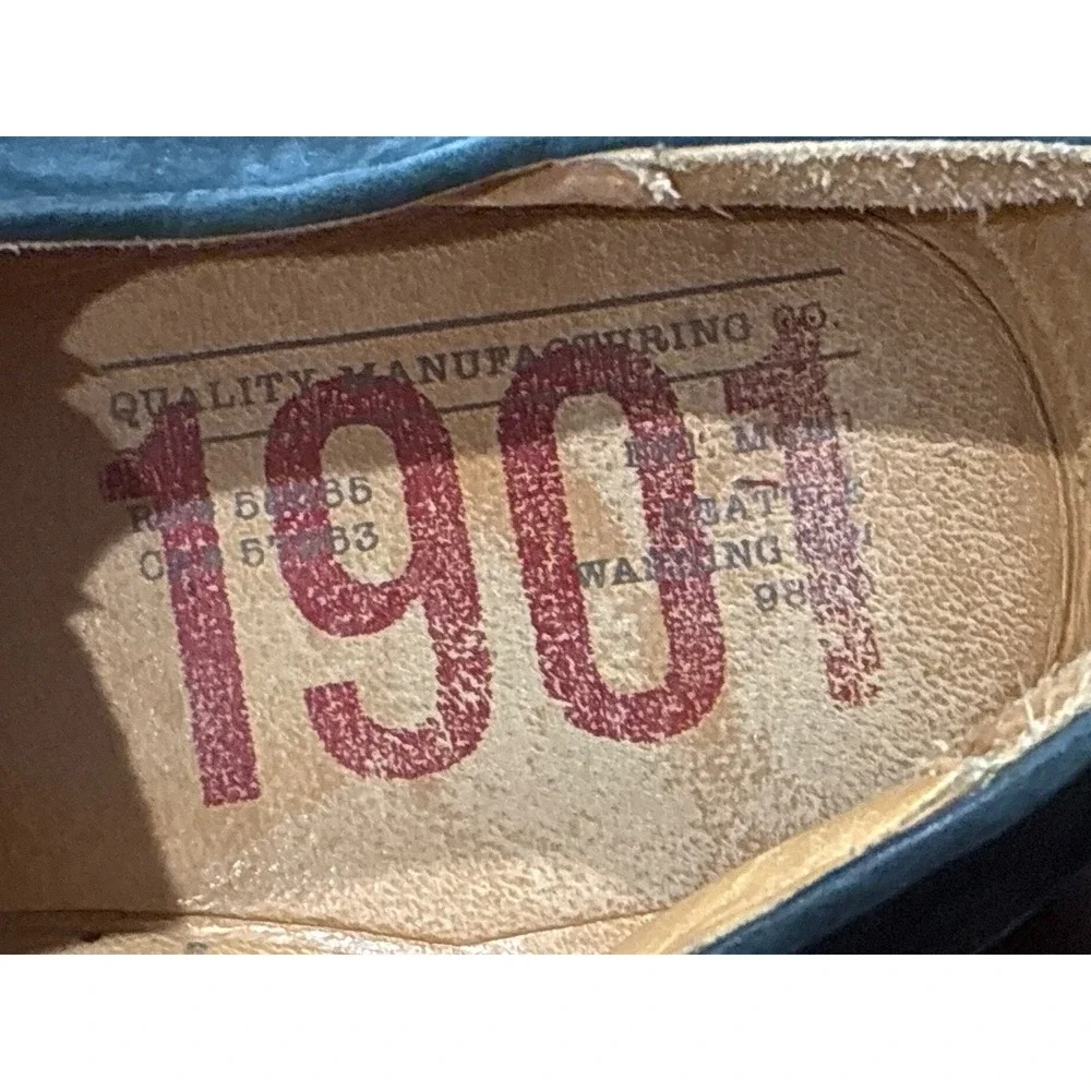 1901 Brand Derby Shoes Mens 12 Navy Blue Nubuck Leather Brick Red Sole M38115